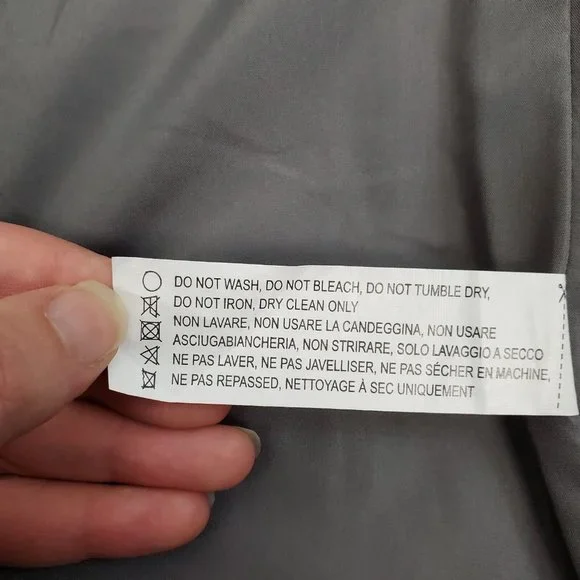 Thread & Supply Womens Vest Small Gray Quilted Full Zip Pockets Gold Outdoors - Picture 6 of 10